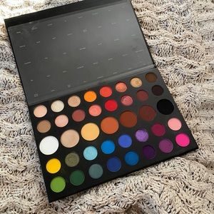 James Charles X Morphe Palette